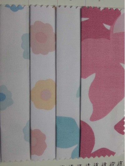 DG- SNYU 粉紅楓葉T/C 23*23/104*61 玫紅紫荊花32*32/130*70 耐漂白水 耐氯漂 制服 Anti bleaching bleaching resistant 正面照